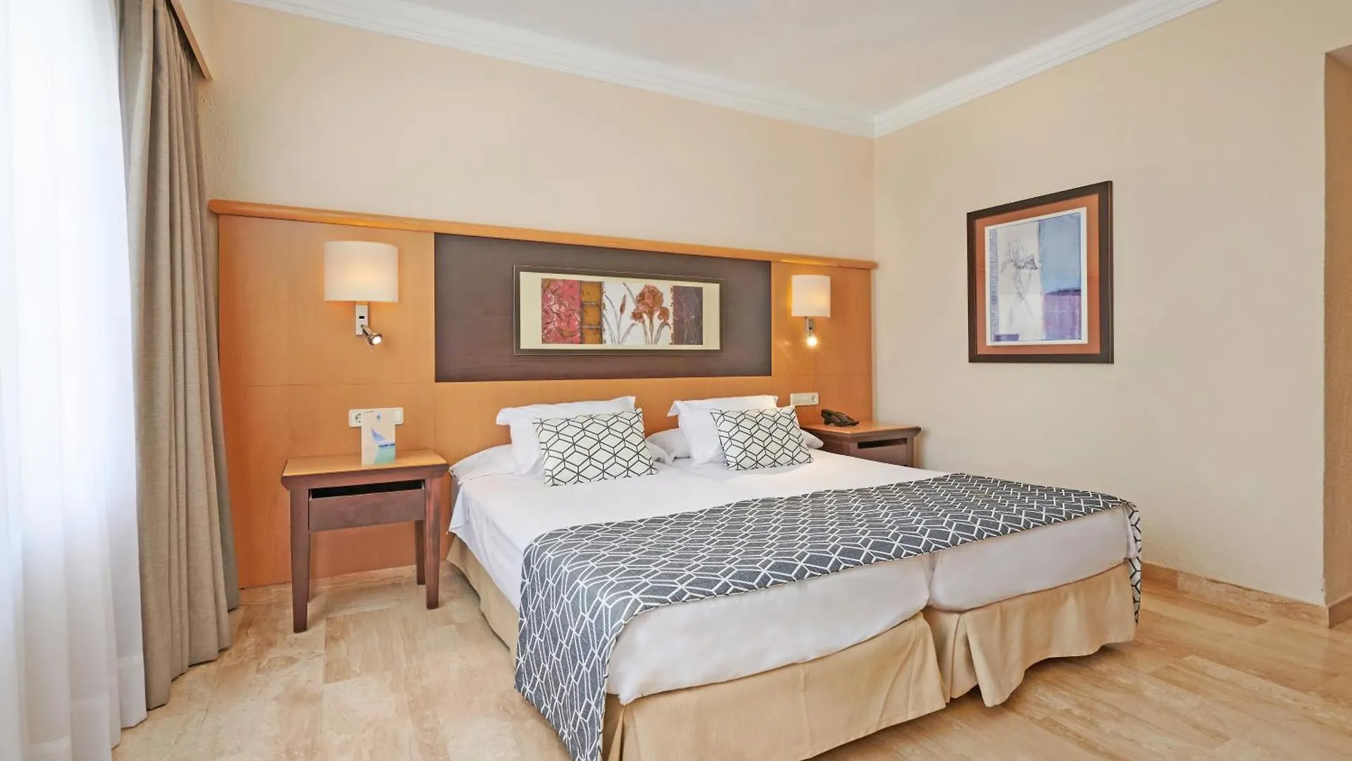 **** Aparthotel Grupotel Nilo & Spa Peguera Spanje