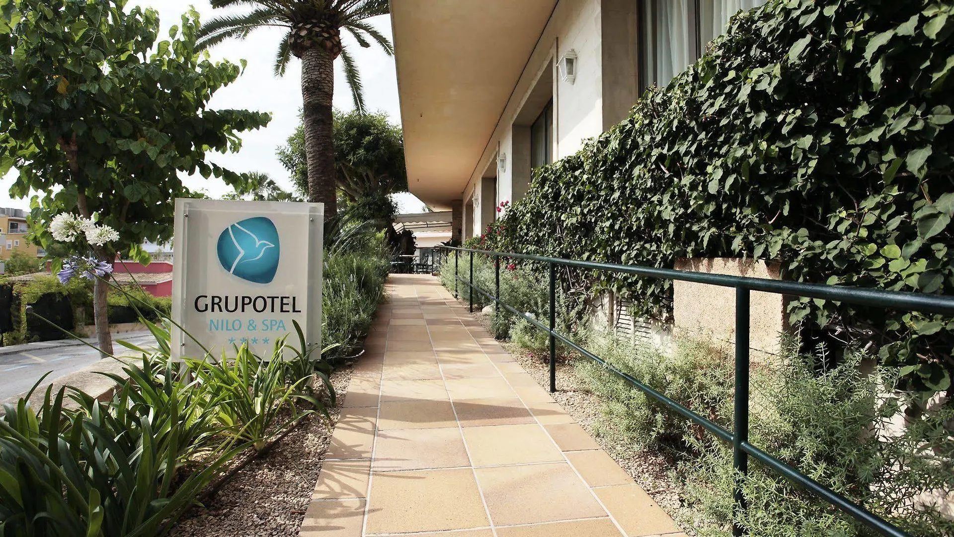 Aparthotel Grupotel Nilo & Spa Peguera